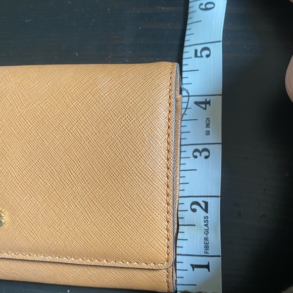 Mk Micheal Kors wallet - Picture 10 of 10